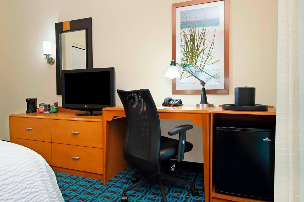 Fairfield Inn & Suites Fort Lauderdale Airport & Cruise Port Дейния Бийч Екстериор снимка